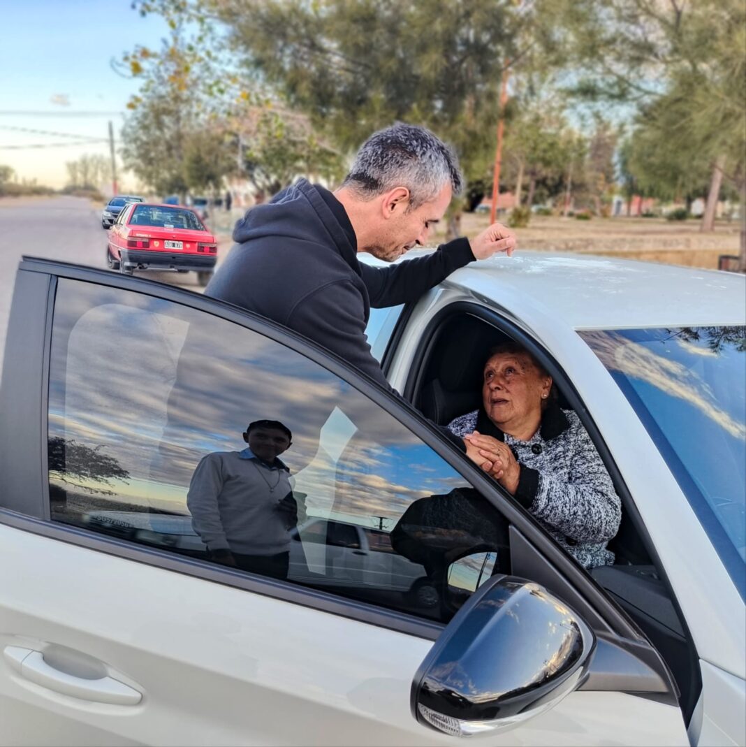 Martín Menem recorrió Castro Barros y consolidó el armado libertario en el interior riojano
