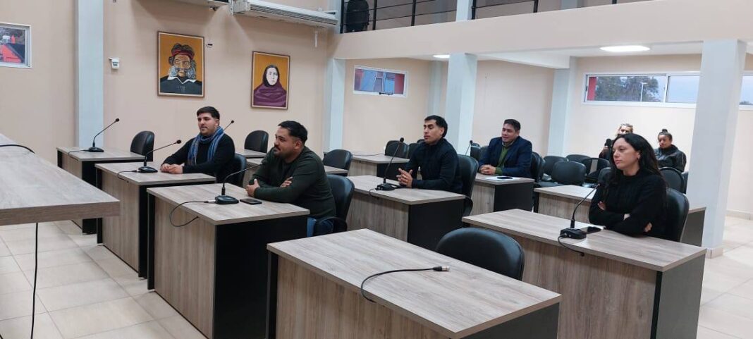 Rosario Vera Peñaloza: concejales oficialistas llevan dos meses sin trabajar y la oposición exige sanciones