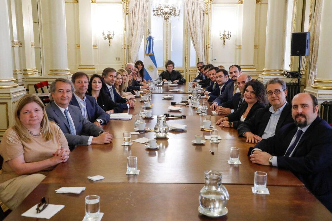 MILEI ALINEÓ A LOS BLOQUES DE LLA ANTES DE DOS JORNADAS CLAVE EN EL CONGRESO